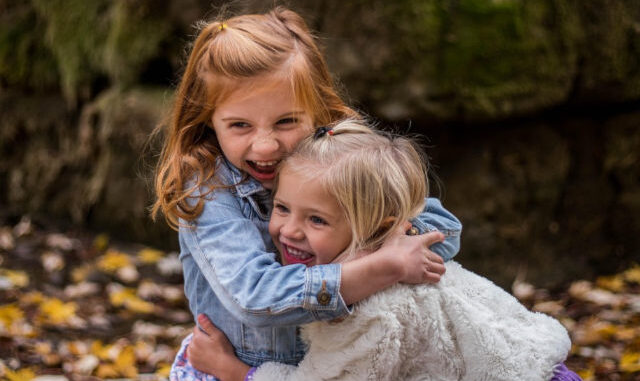 enfants heureux d'apprendre